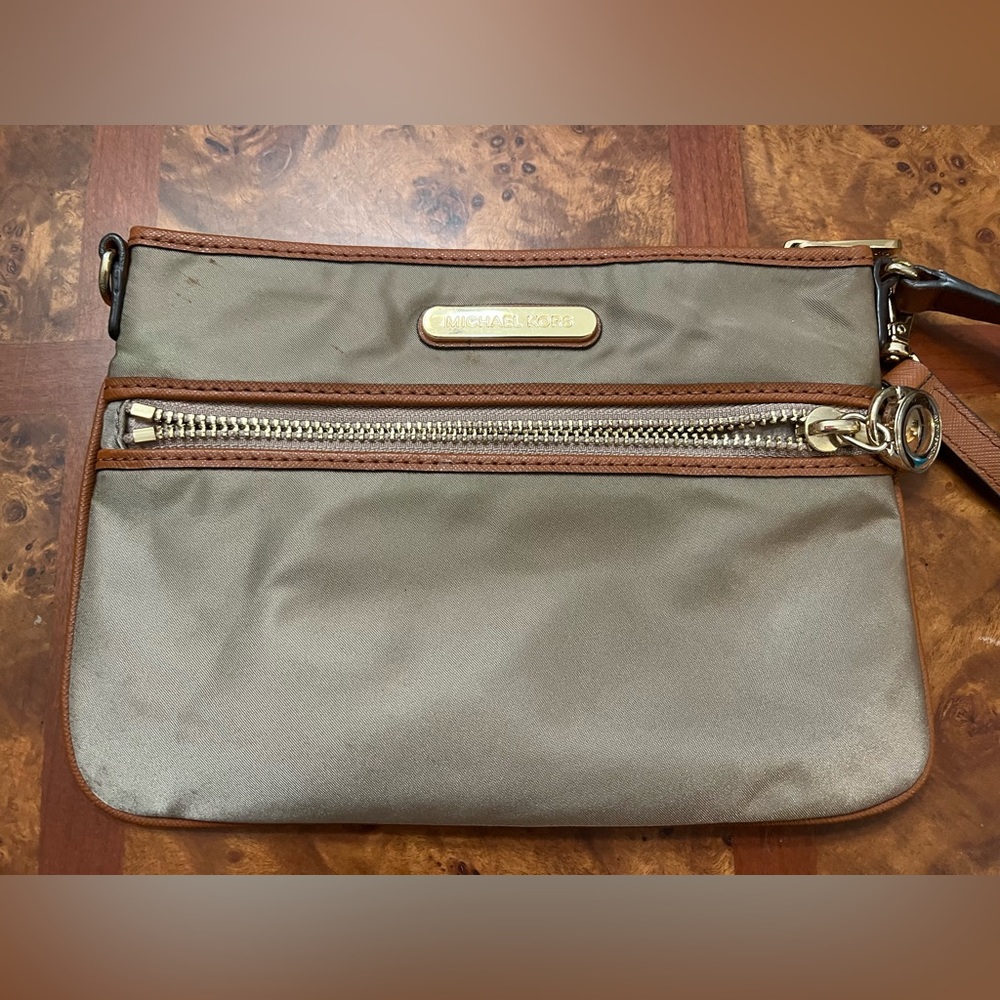 Michael Kors nylon wristlet